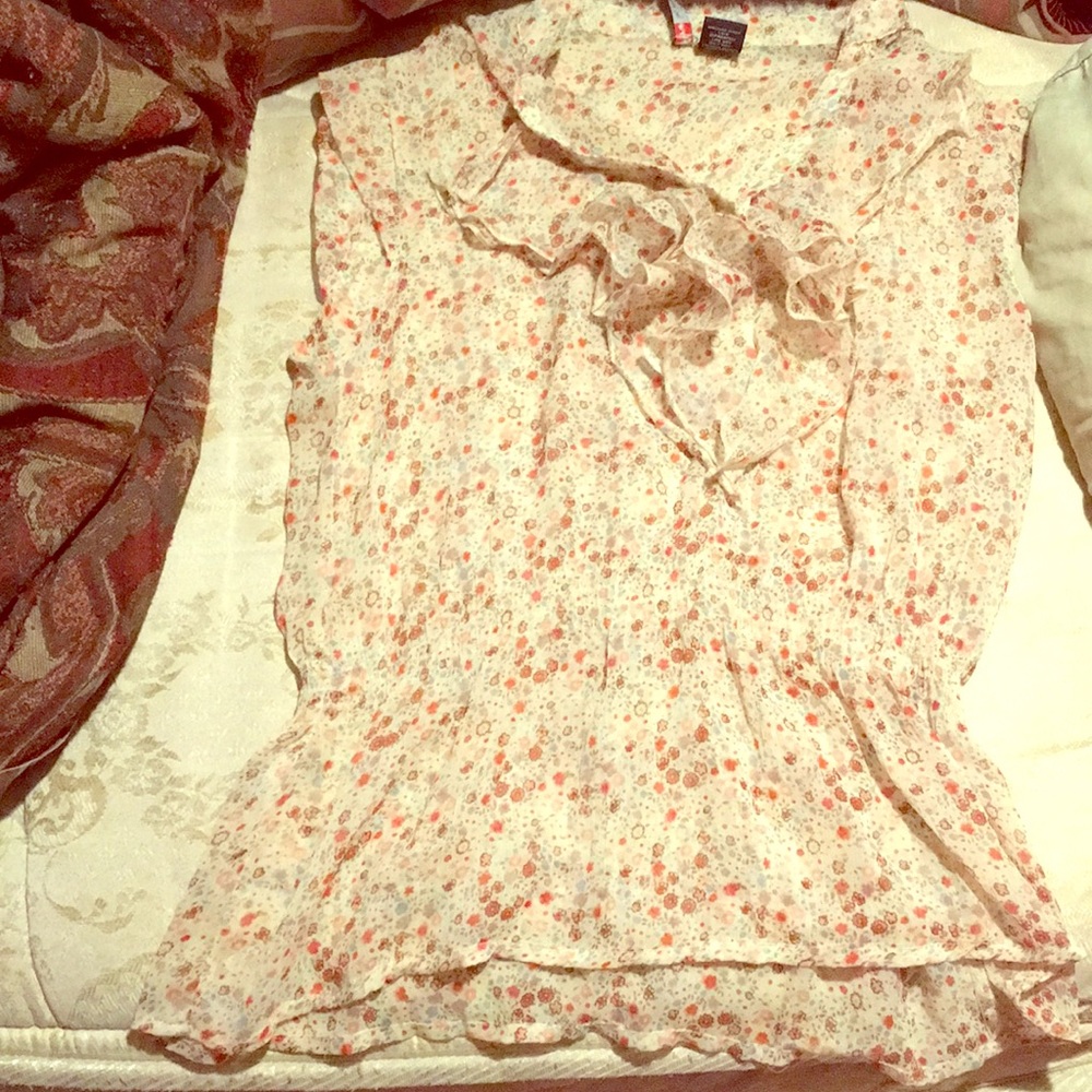 A kids blouse.